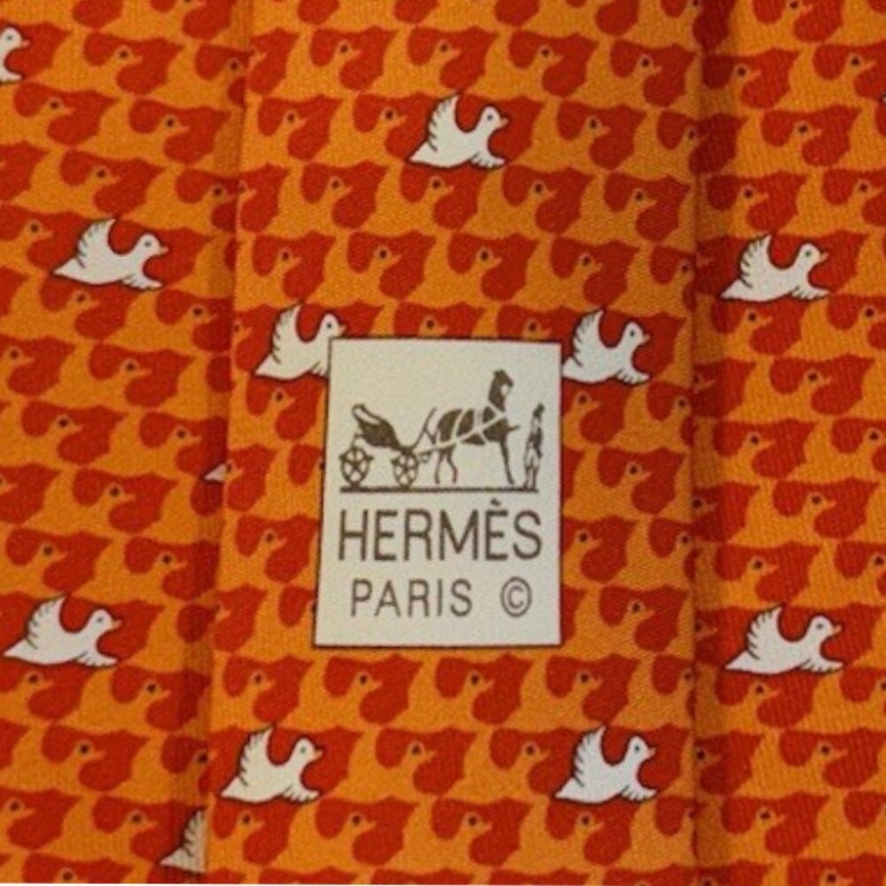 HERMES NECKTIE TIE - RED ORANGE & WHITE FLYING BIRDS QUAIL DOVES SILHOUETTES